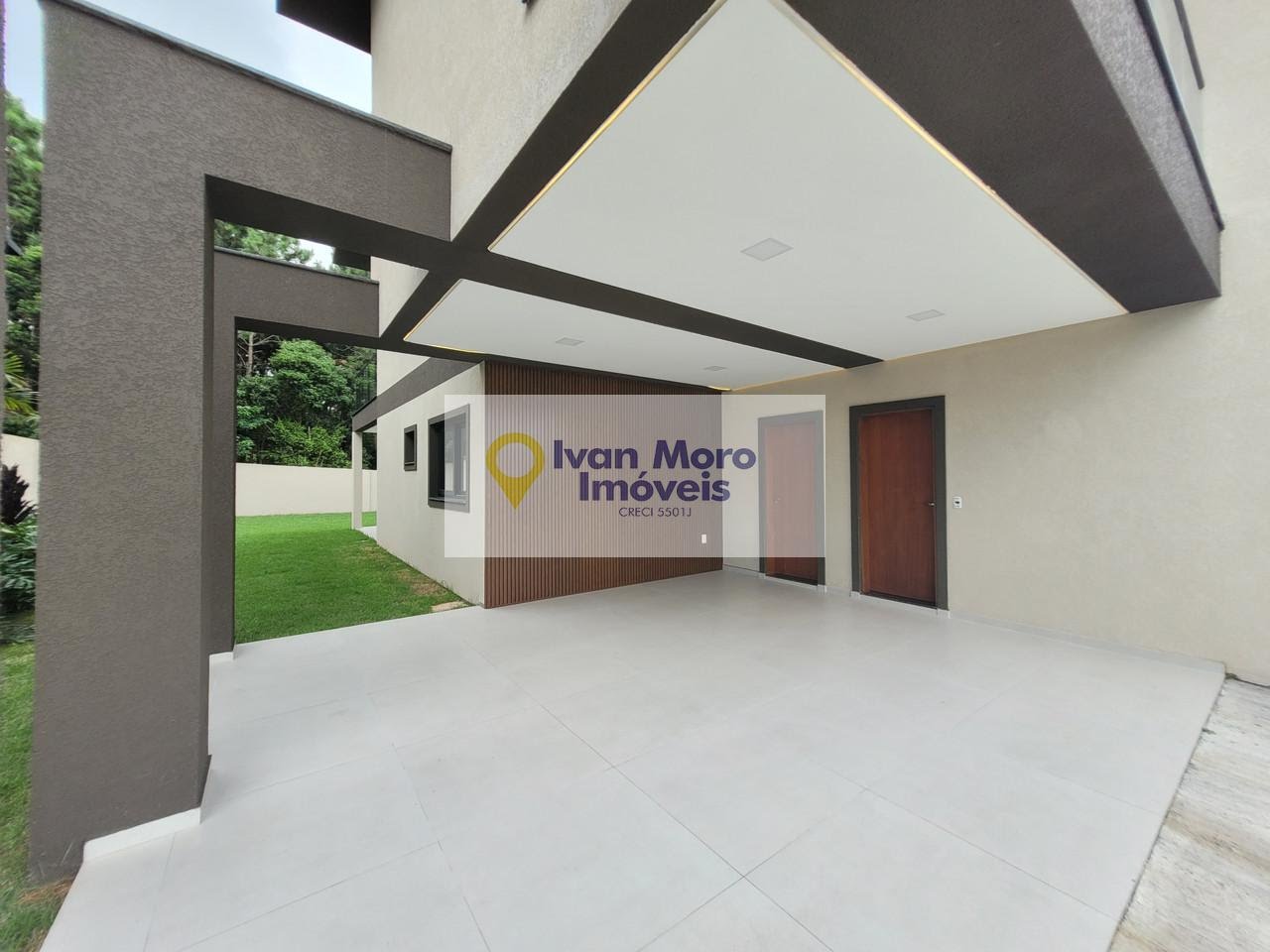 Casa à venda com 4 quartos, 3 suítes, 4 vagas e 270m² no São João do Rio Vermelho, Florianópolis (SC) — foto 3 de 27