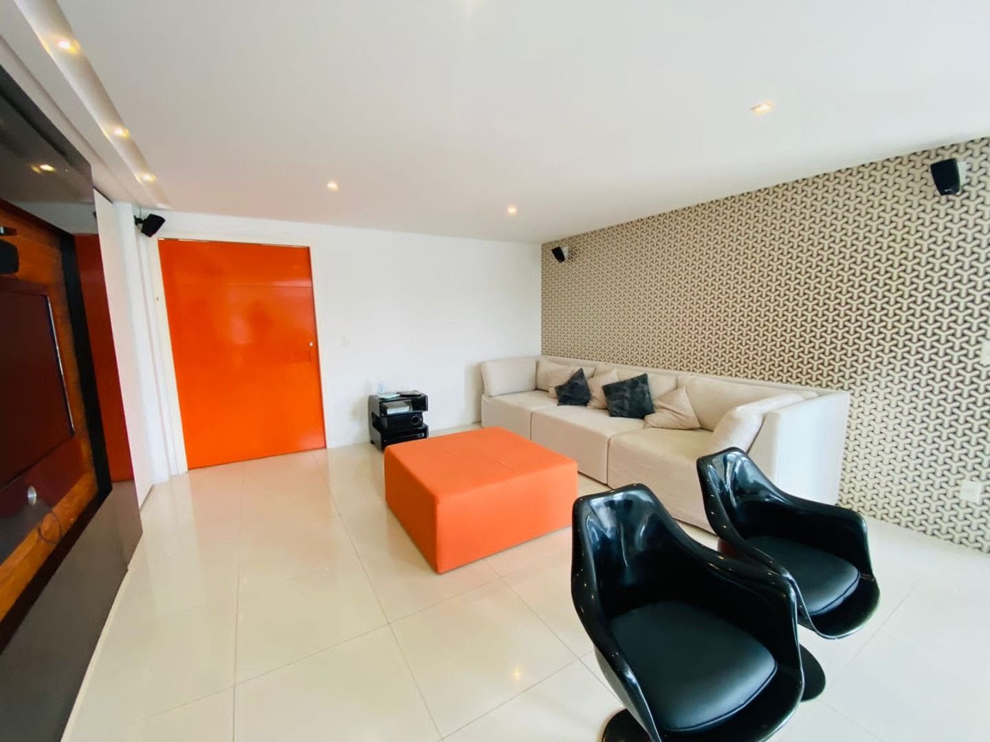 Apartamento à venda com 4 quartos, 5 banheiros, 2 vagas e 200m² no Praia de Itaguá, Ubatuba (SP) — foto 8 de 24