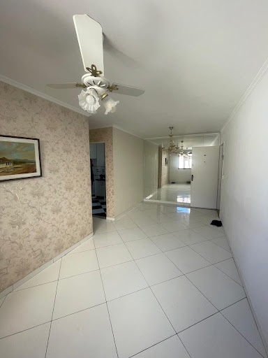Apartamento em Vila Santa Catarina  -  São Paulo