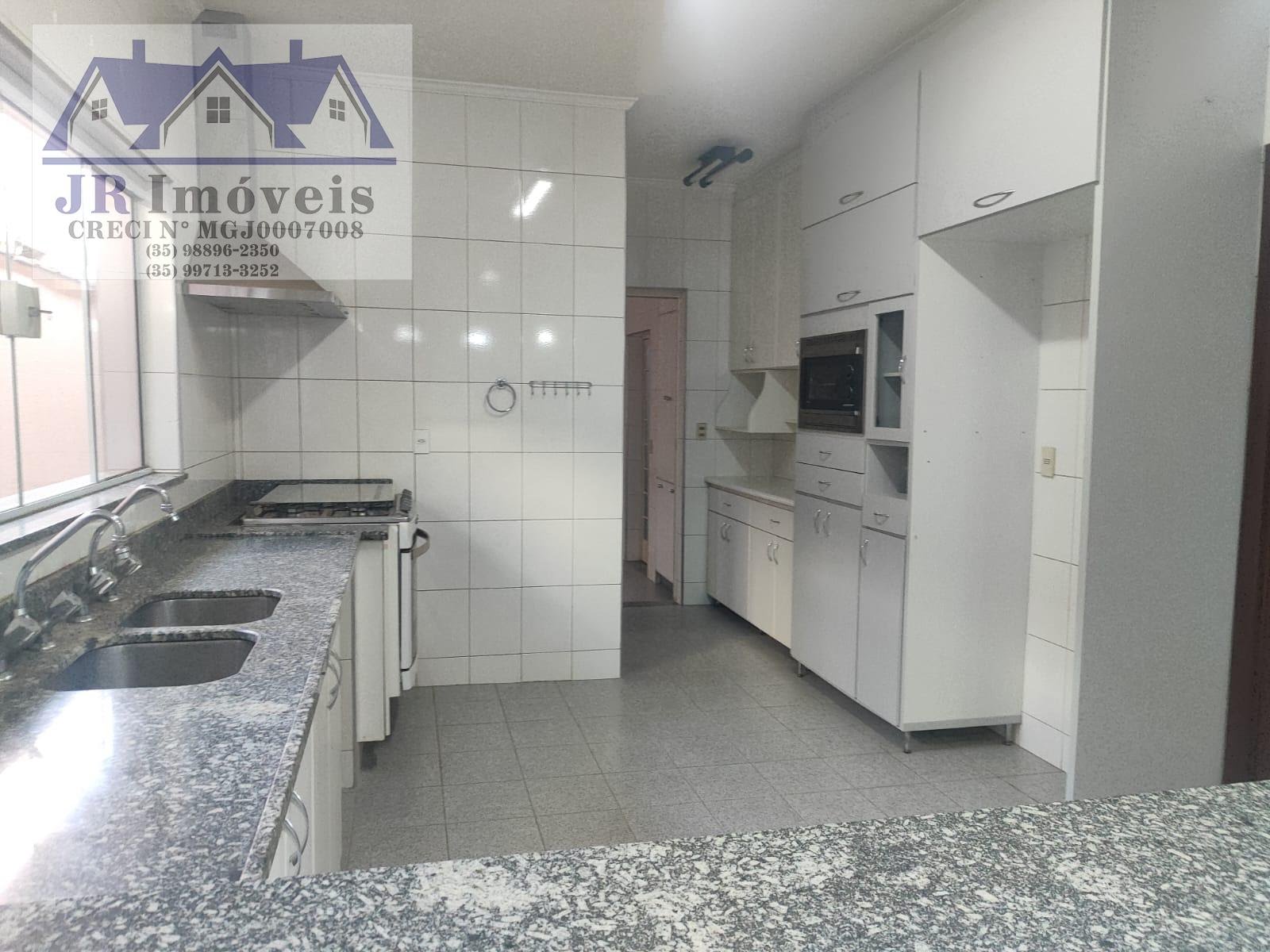 Casa à venda com 3 quartos, 3 suítes e 700m² no Pinheirinho, Itajubá (MG) — foto 21 de 30