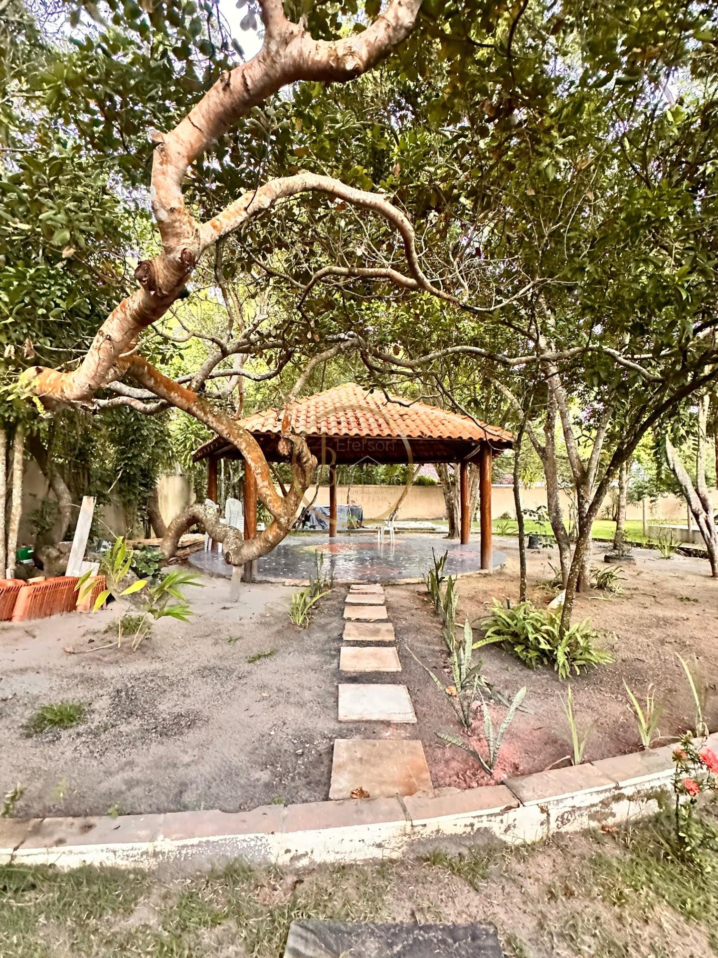 Casa à venda com 4 quartos, 4 suítes e 250m² no Arraial D'ajuda, Porto Seguro (BA) — foto 12 de 14