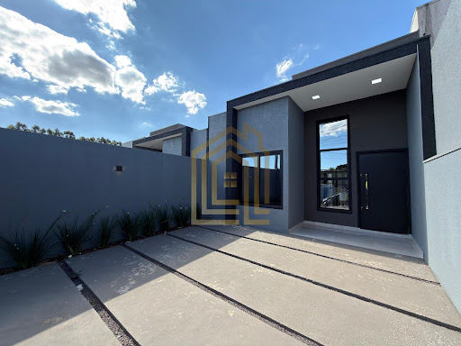 Casa com suite + 1 quarto, com grande sobra de terreno no bairro Veredas  -  Cascavel
