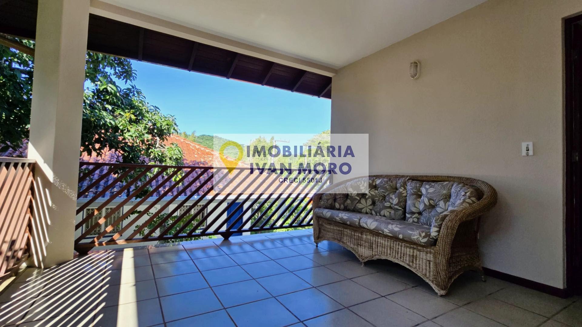 Casa à venda com 4 quartos, 1 suíte, 5 vagas e 203m² no Ponta das Canas, Florianópolis (SC) — foto 27 de 30