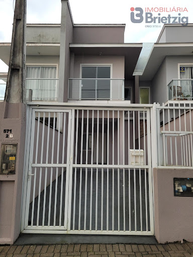 Casa Geminada em Bom Retiro  -  Joinville