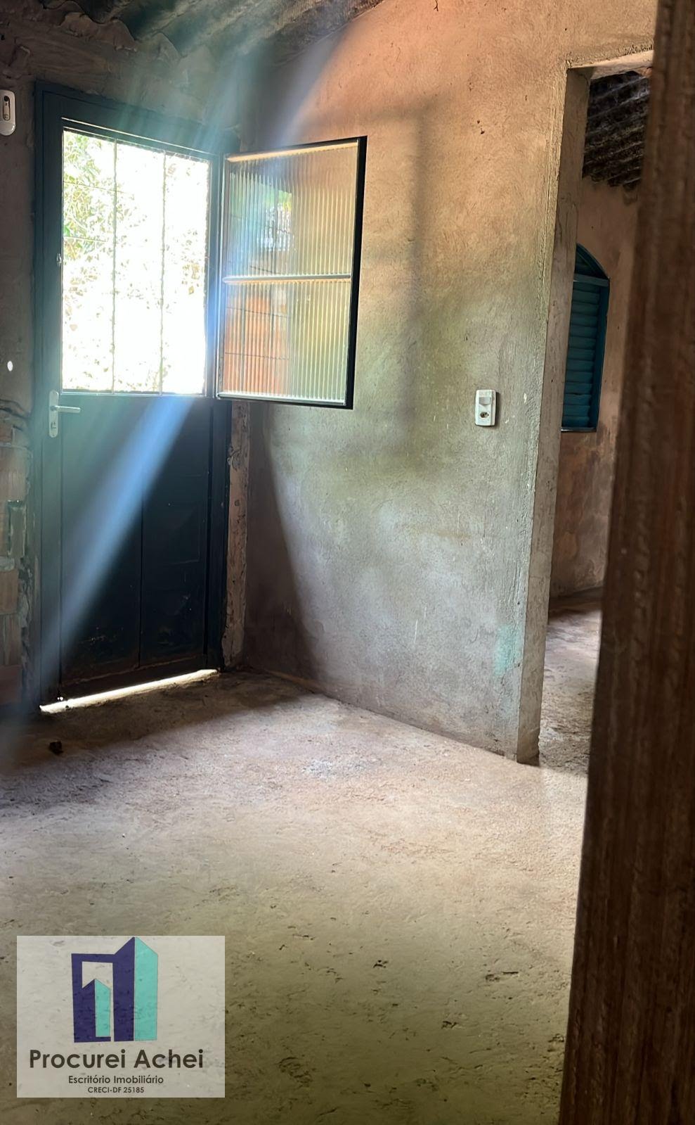 Casa à venda com 4 quartos, 2 banheiros, 2 vagas e 286m² no Condomínio do Amanhecer II Lote 04 Ba Quadra C 02, Planaltina (DF) — foto 4 de 8