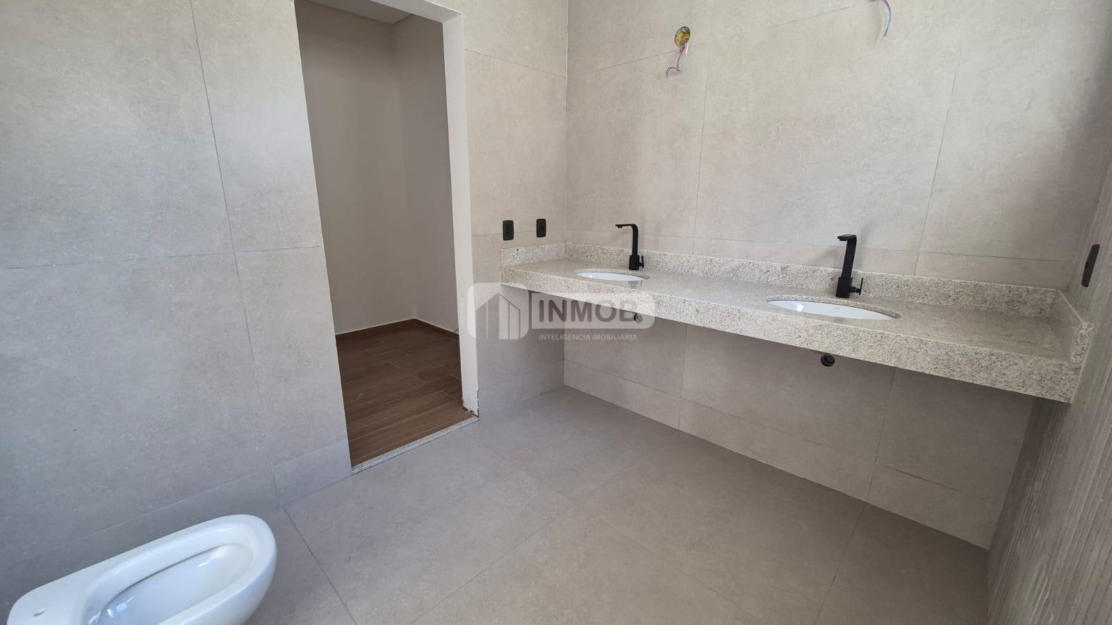 Casa à venda com 3 quartos, 1 suíte, 4 vagas e 165m² no Jardim Jaragua, Tremembé (SP) — foto 27 de 30
