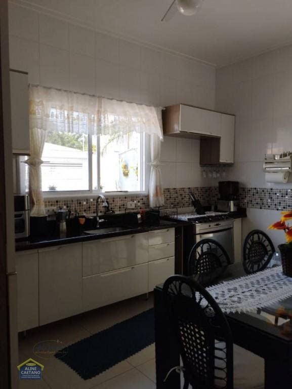 Casa à venda com 3 quartos, 3 suítes, 4 vagas e 171m² no Balneario Flórida, Praia Grande (SP) — foto 19 de 30