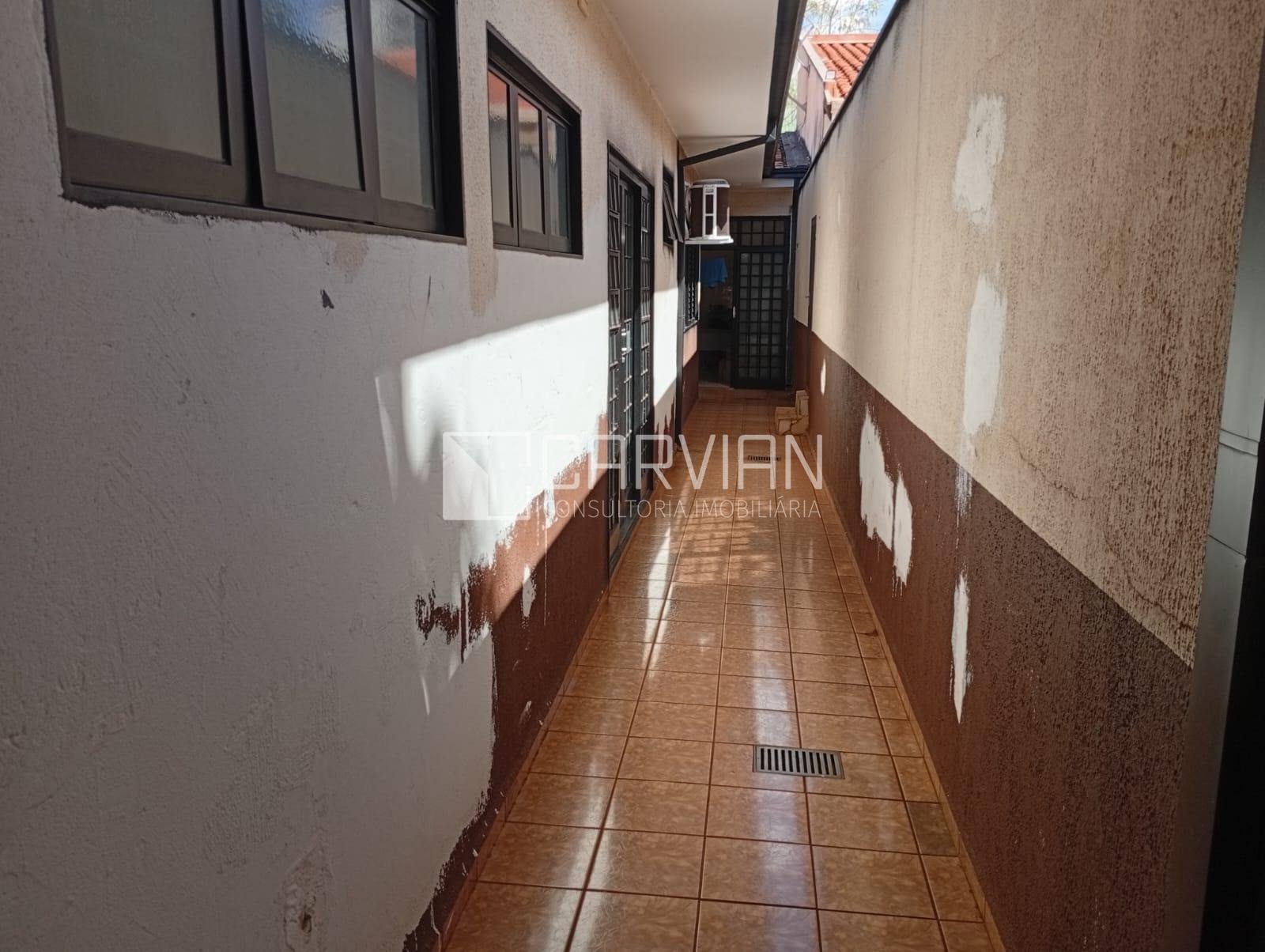 Casa à venda com 3 quartos, 1 suíte, 4 vagas e 220m² no Parque dos Bandeirantes, Ribeirão Preto (SP) — foto 7 de 30
