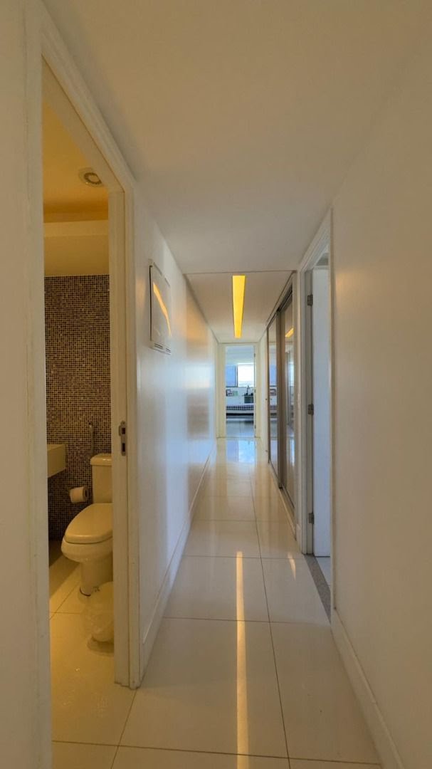 Apartamento à venda com 4 quartos, 4 suítes, 3 vagas e 230m² no Torre, Recife (PE) — foto 15 de 30