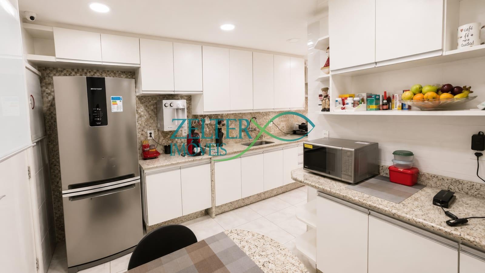 Apartamento à venda com 4 quartos, 1 suíte, 2 vagas e 145m² no Barra da Tijuca, Rio de Janeiro (RJ) — foto 13 de 30