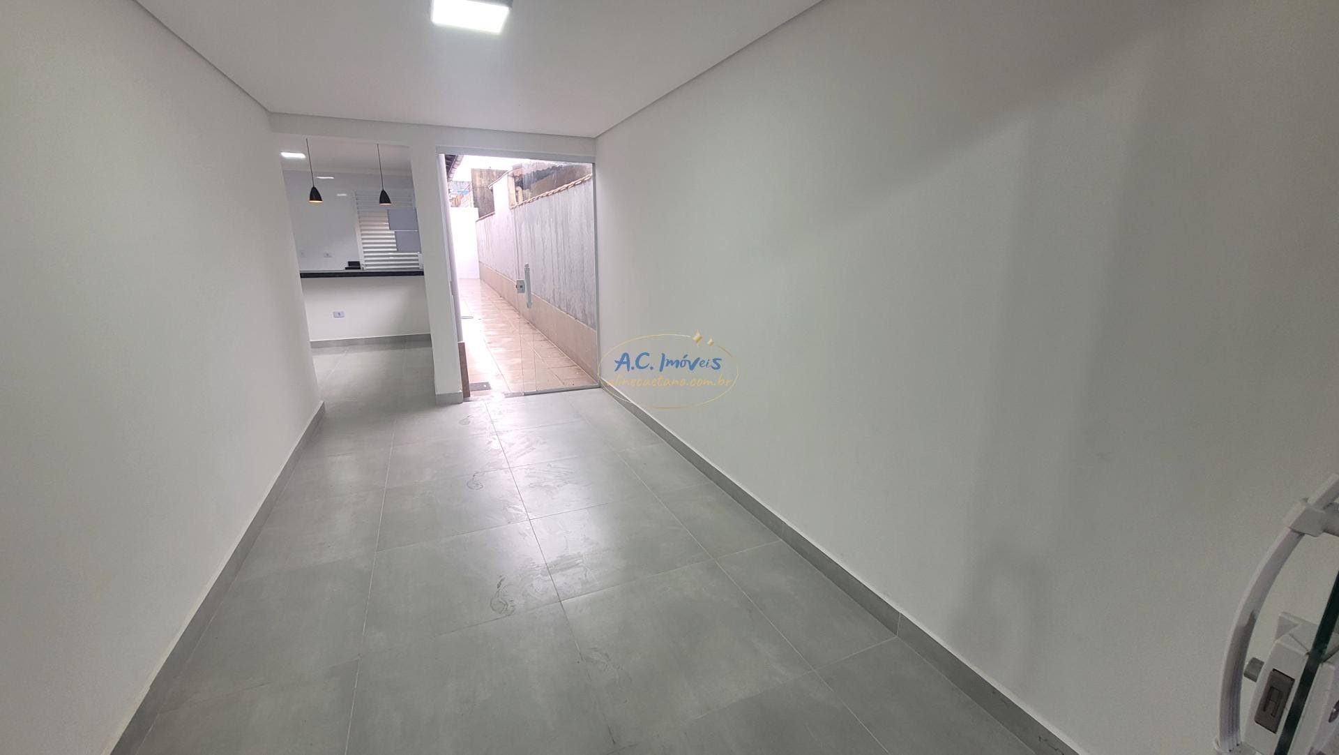 Casa à venda com 2 quartos, 1 suíte, 2 vagas e 80m² no Vila Tupi, Praia Grande (SP) — foto 17 de 27
