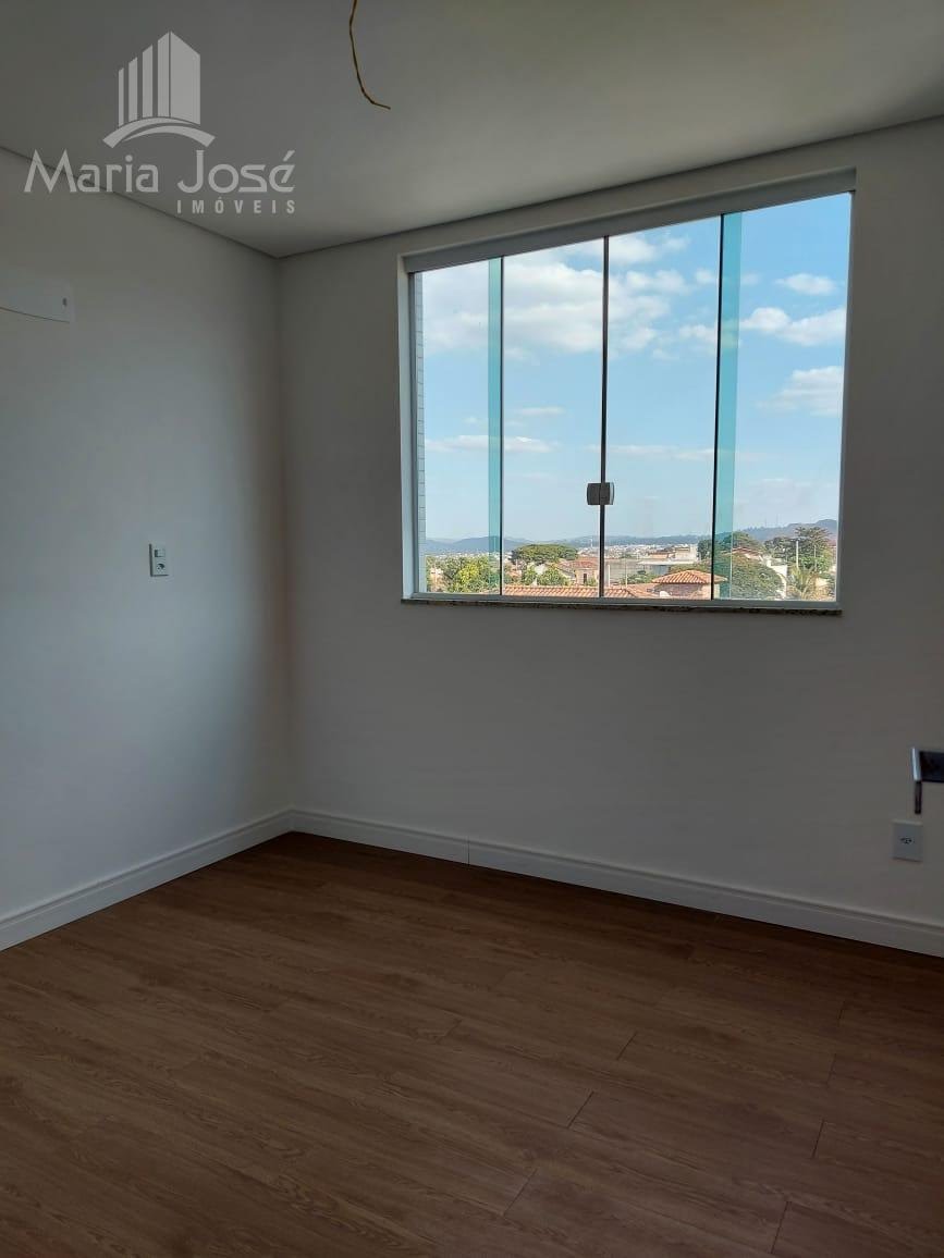 Cobertura à venda com 4 quartos, 1 suíte, 3 vagas e 200m² no Jardim Cambui, Sete Lagoas (MG) — foto 10 de 30