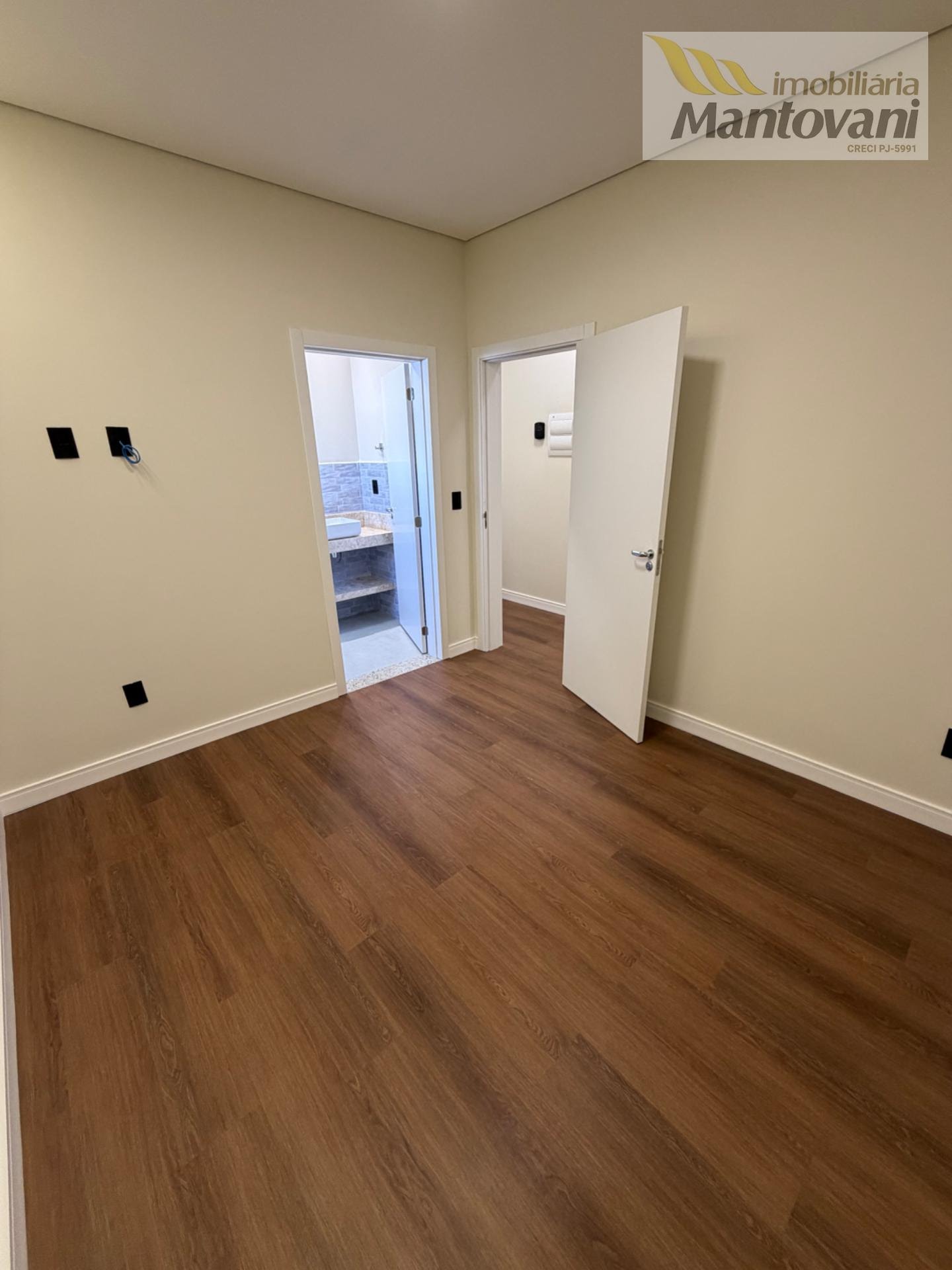 Casa à venda com 3 quartos, 3 suítes, 2 vagas e 432m² no Residencial Esplanada de Tatuí, Tatuí (SP) — foto 18 de 30