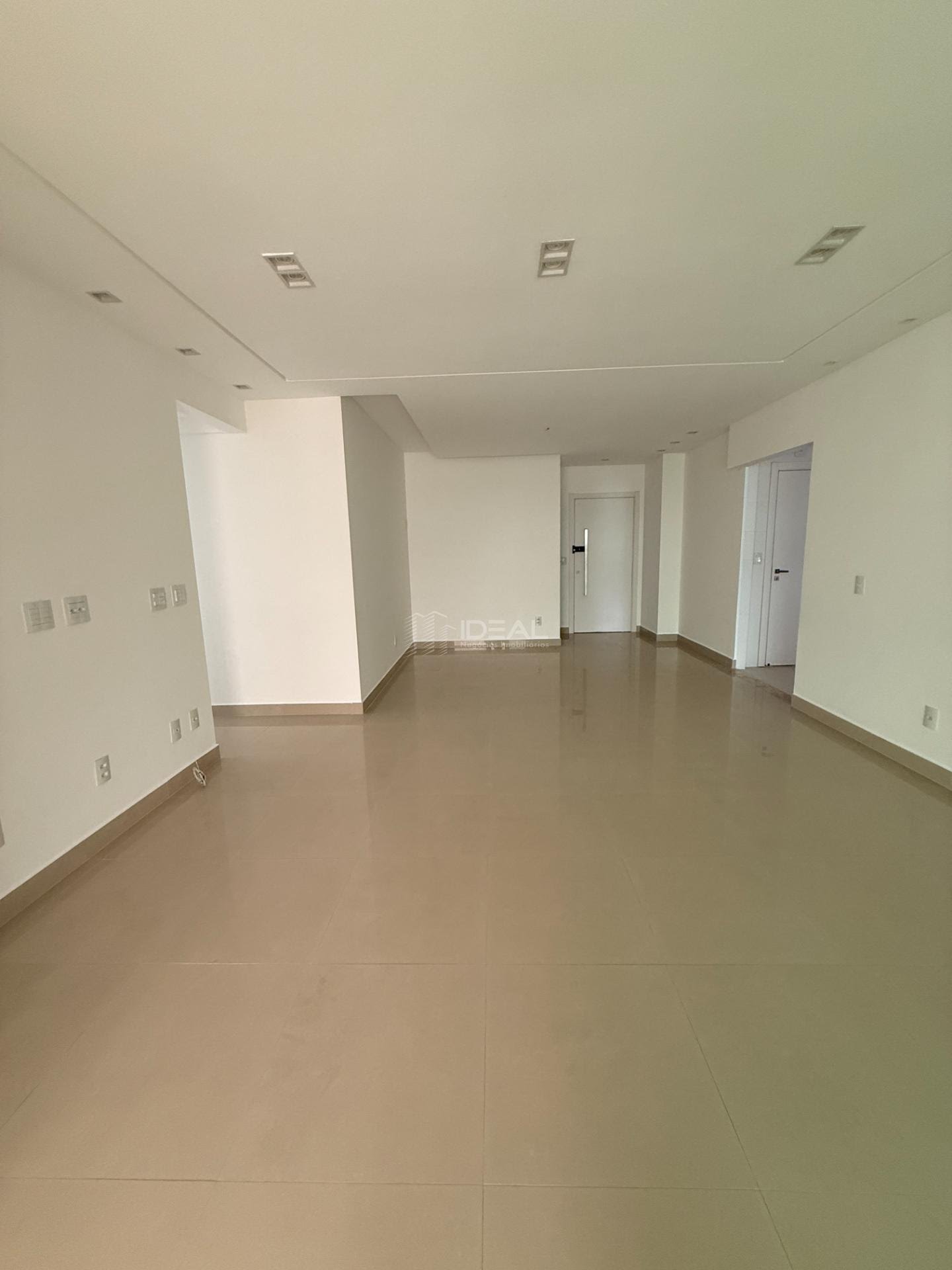 Apartamento à venda com 3 quartos, 3 suítes, 3 vagas e 142m² no Parque Avenida Pelinca, Campos dos Goytacazes (RJ) — foto 11 de 30