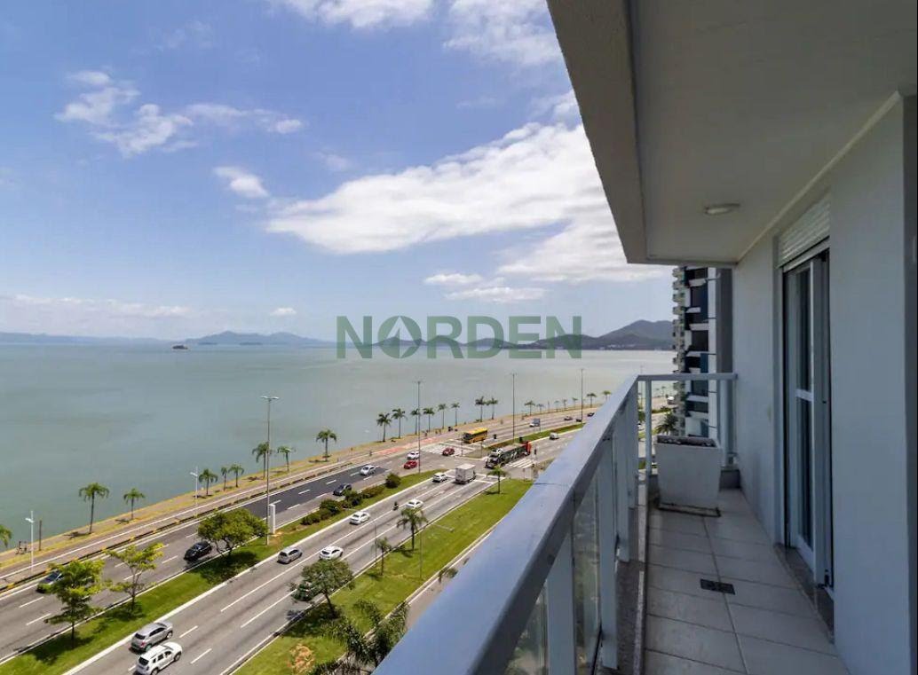 Apartamento de 167 m² com 3 quartos no Orlando Odílio Köerich, Agronômica