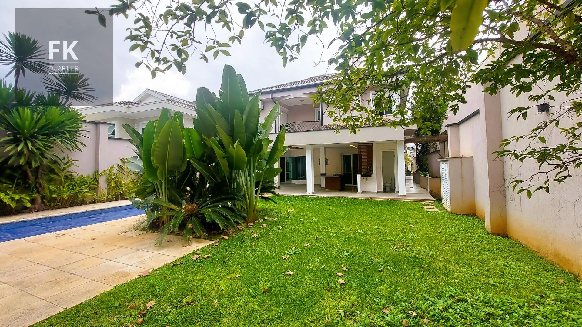 Casa à venda com 4 quartos, 7 banheiros, 6 vagas e 550m² no Alphaville, Barueri — foto principal