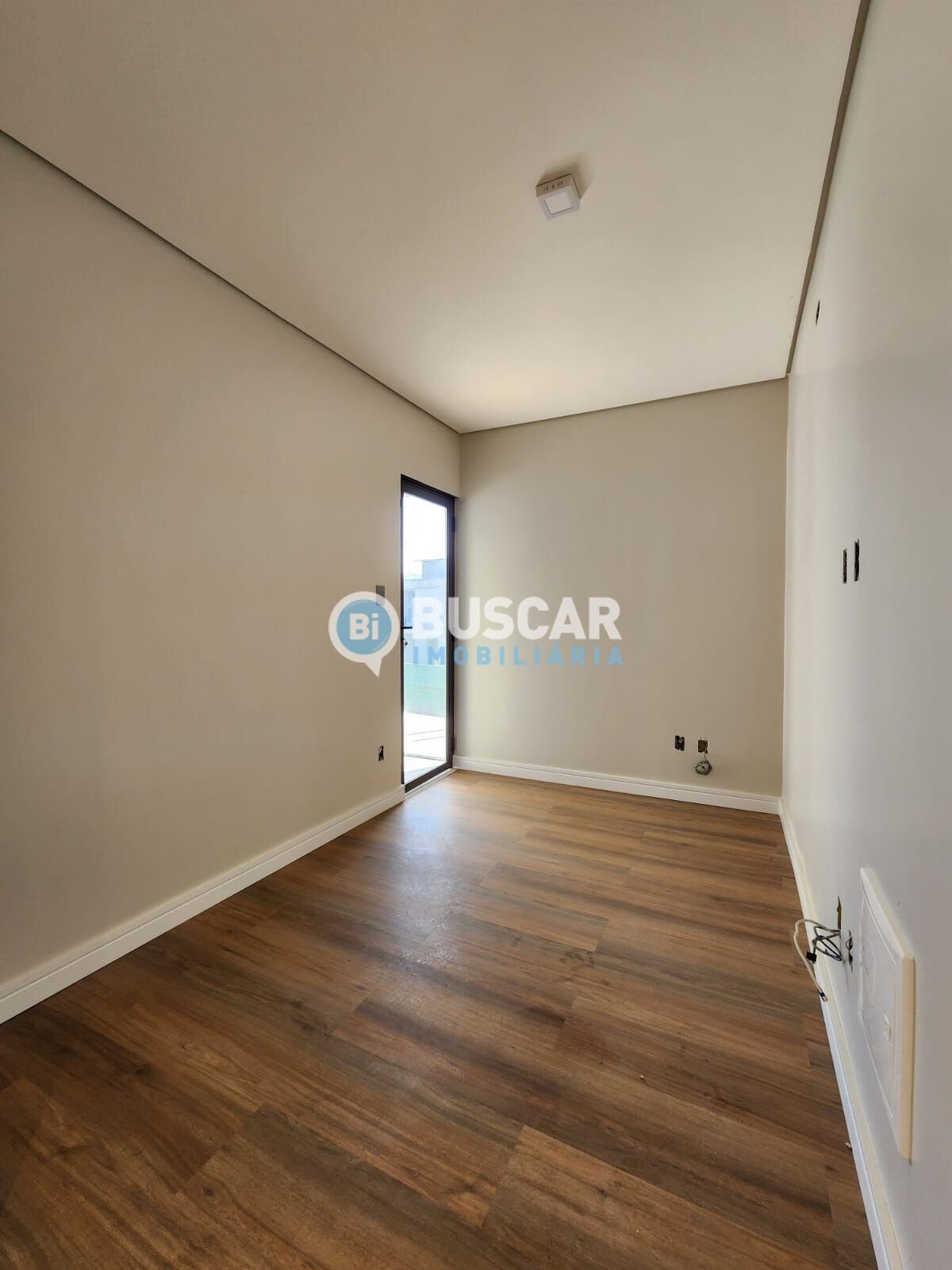 Casa à venda com 4 quartos, 4 suítes, 4 vagas e 300m² no Sim, Feira de Santana (BA) — foto 13 de 18