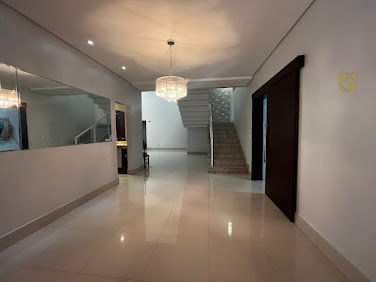 Casa em condomínio Alphaville, Cuiabá-MT