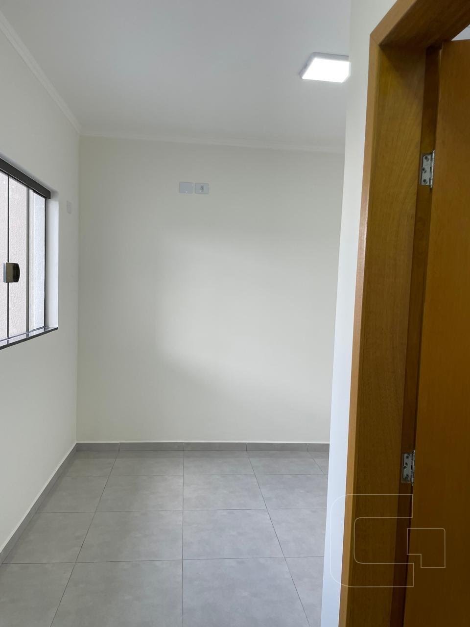 Casa à venda com 3 quartos, 1 suíte, 1 vaga e 84m² no Rosa Cazarim, Apucarana (PR) — foto 8 de 15