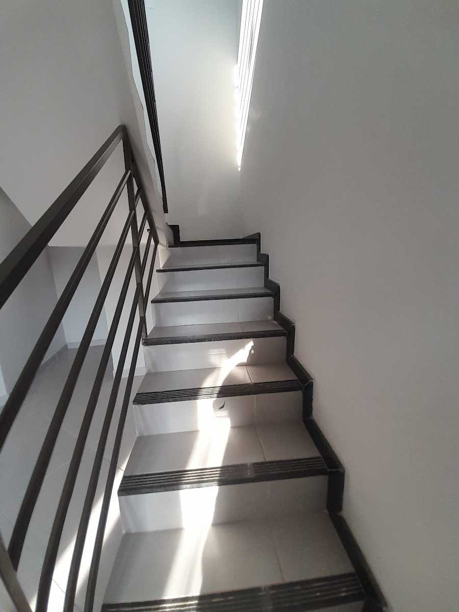 Casa à venda com 3 quartos, 1 suíte, 2 vagas e 110m² no Sao Joao Batista (venda Nova), Belo Horizonte (MG) — foto 14 de 23