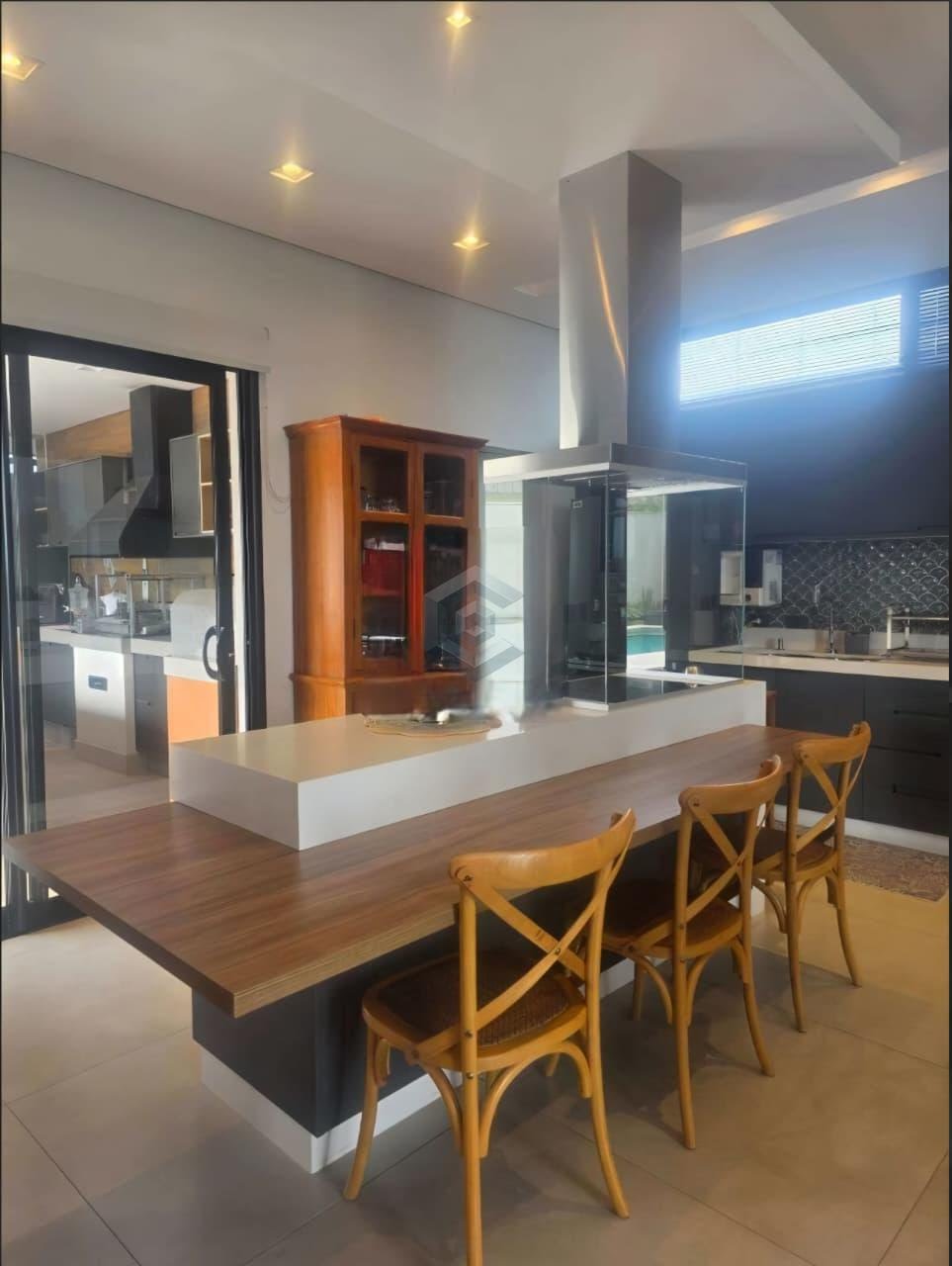 Casa à venda com 4 quartos, 3 suítes, 4 vagas e 301m² no Condomínio Cyrela Landscape, Votorantim (SP) — foto 10 de 30