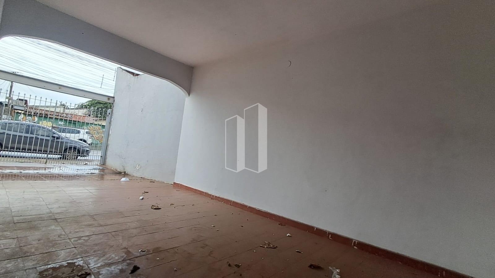 Casa à venda com 3 quartos, 1 suíte, 2 vagas e 435m² no Setor Coimbra, Goiânia (GO) — foto 2 de 7