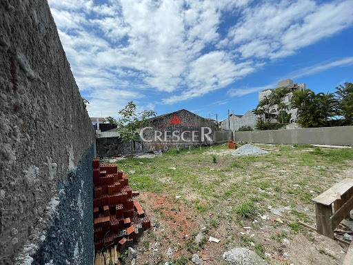 Excelente terreno à venda no balneário Pereque
