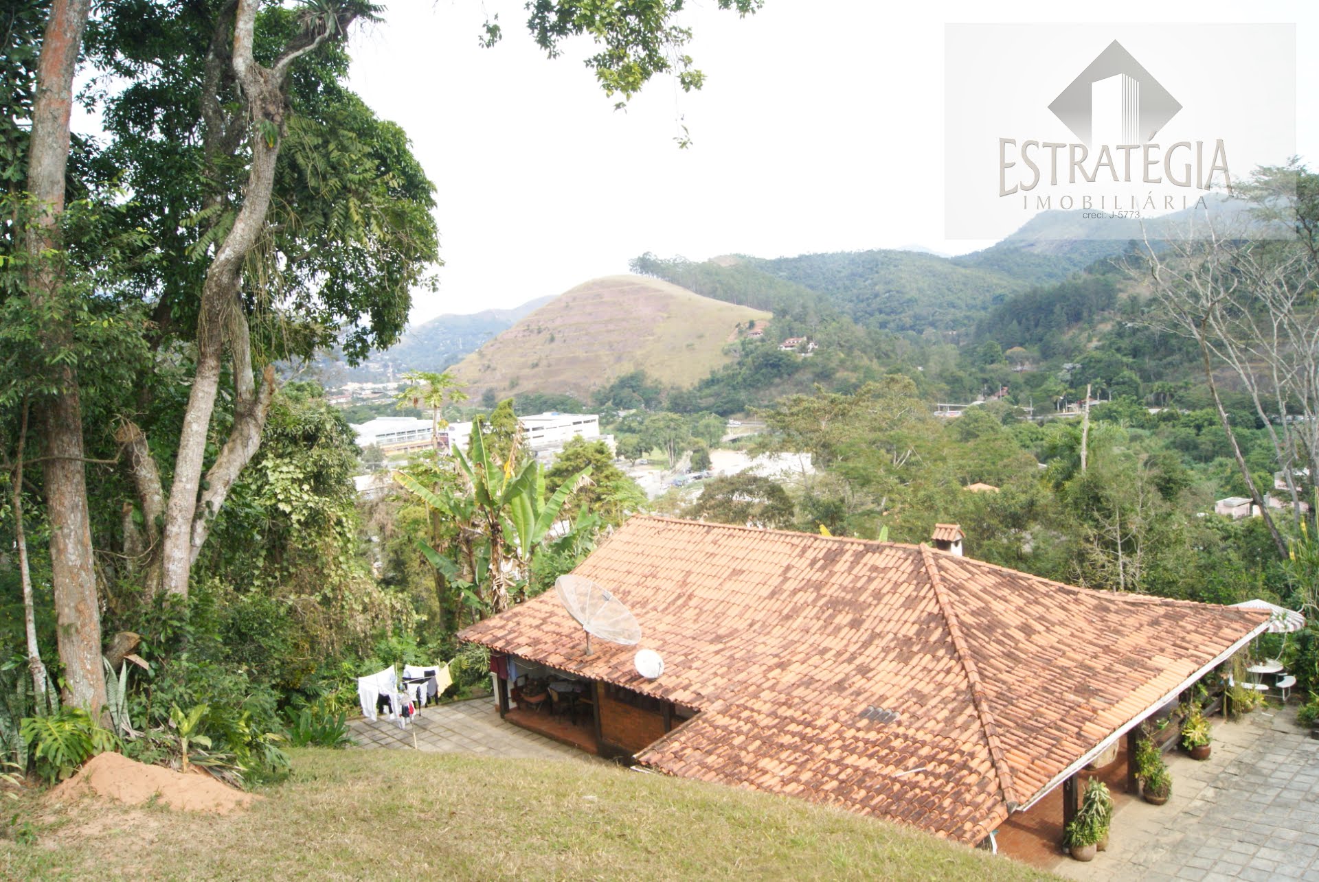Casa à venda com 5 quartos, 2 suítes, 10 vagas e 235m² no Itaipava, Petrópolis (RJ) — foto 29 de 30