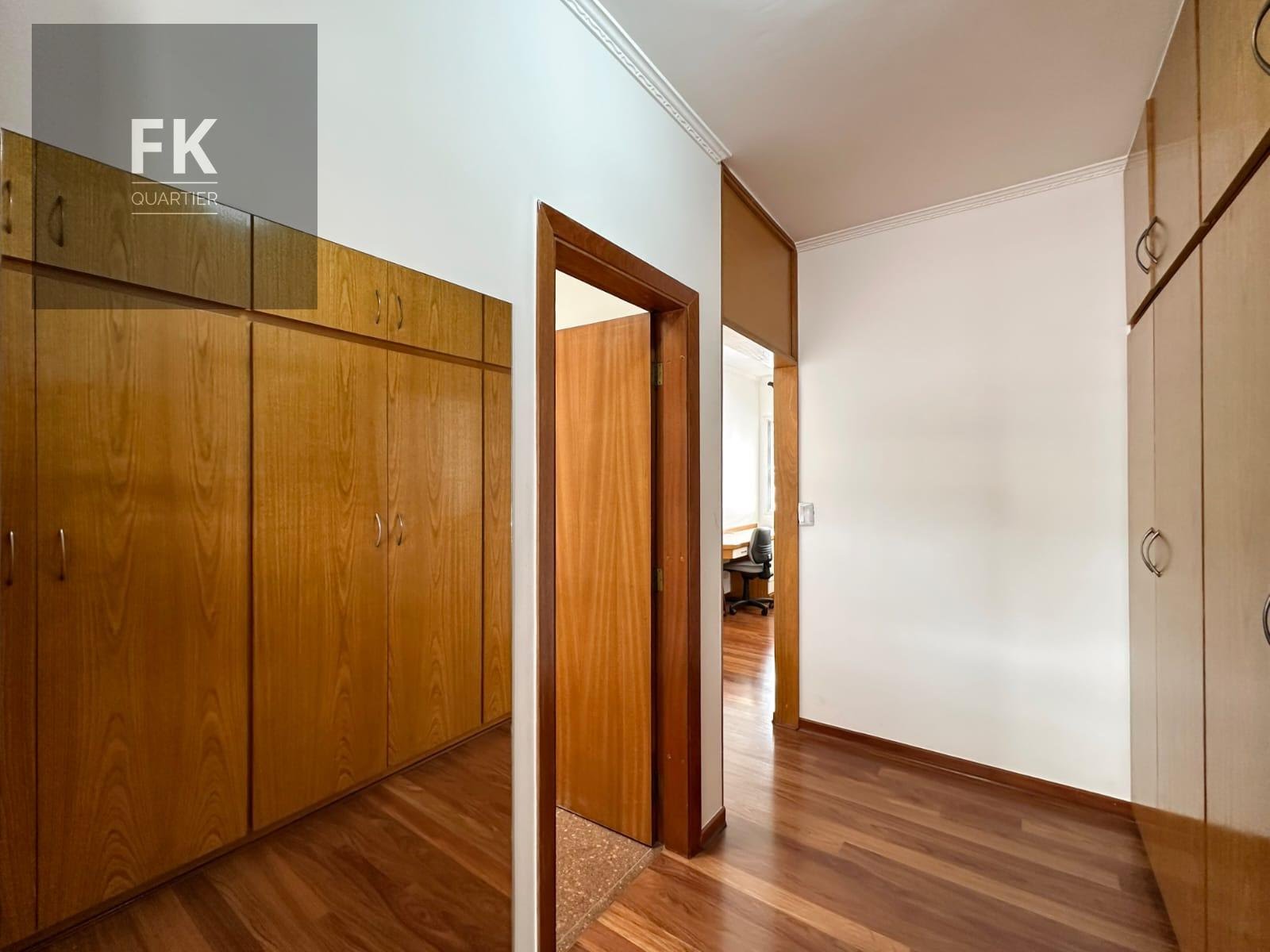 Casa à venda com 4 quartos, 4 suítes, 8 vagas e 1165m² no Alphaville Residencial Um, Barueri (SP) — foto 22 de 30