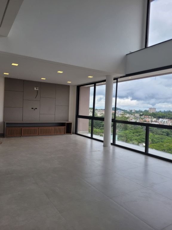 Casa à venda com 4 quartos, 4 suítes, 6 vagas e 441m² no Condominio Arujazinho V, Arujá (SP) — foto 4 de 19