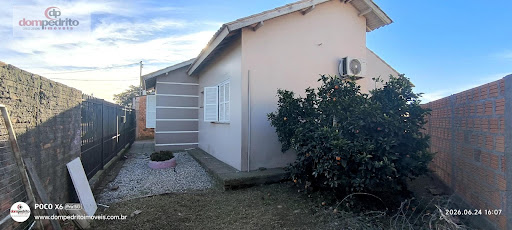 Pátio lateral direita 