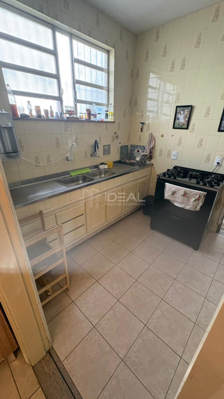 Casa à venda com 5 quartos, 3 suítes, 5 vagas e 296m² no Parque Turf Club, Campos dos Goytacazes (RJ) — foto 8 de 26