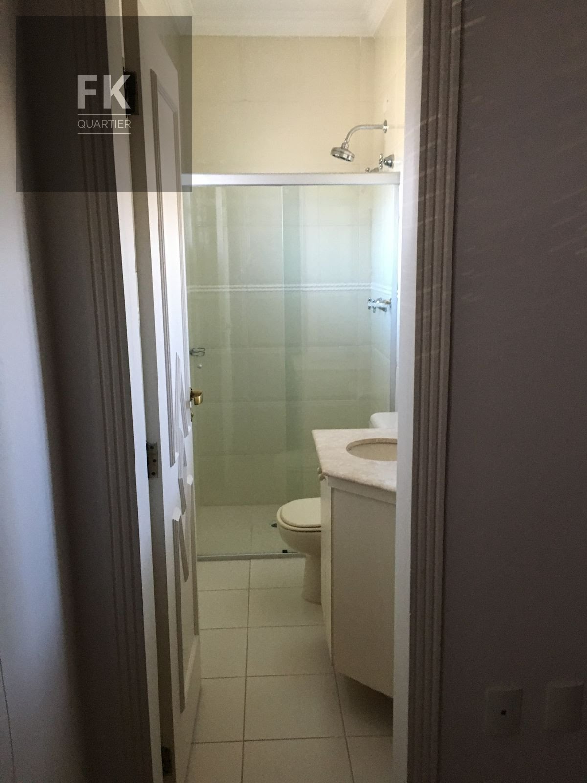 Casa à venda com 4 quartos, 4 suítes, 4 vagas e 400m² no Alphaville Residencial Dois, Barueri (SP) — foto 18 de 19