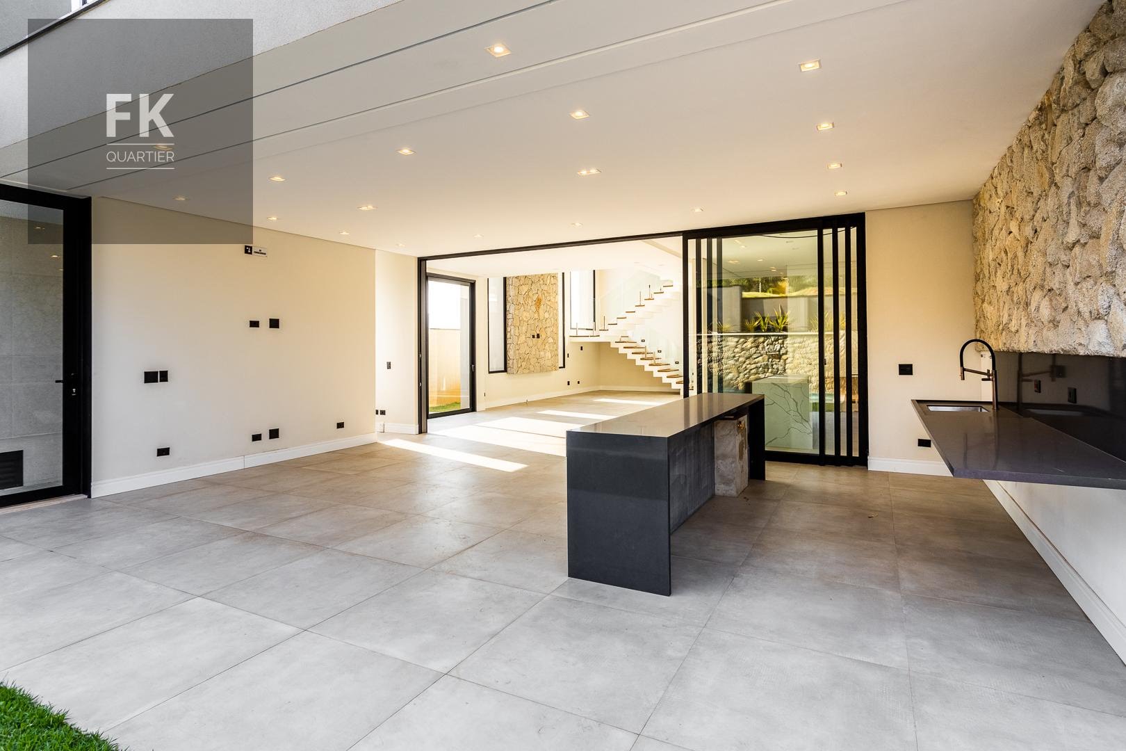 Casa à venda com 4 quartos, 4 suítes, 6 vagas e 440m² no Alphaville, Santana de Parnaíba (SP) — foto 23 de 30