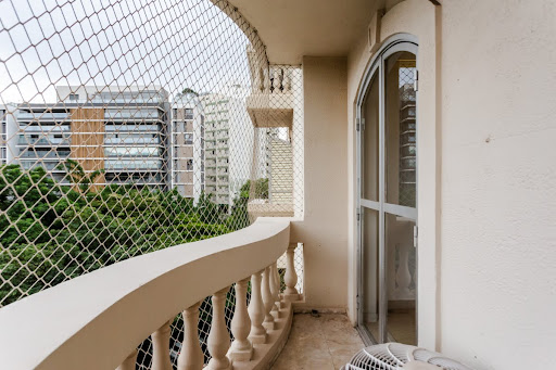 Apartamento à Venda Praça Irmãos Karmam, Sumaré/SP