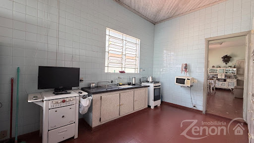Casa à Venda no Centro de Adamantina SP