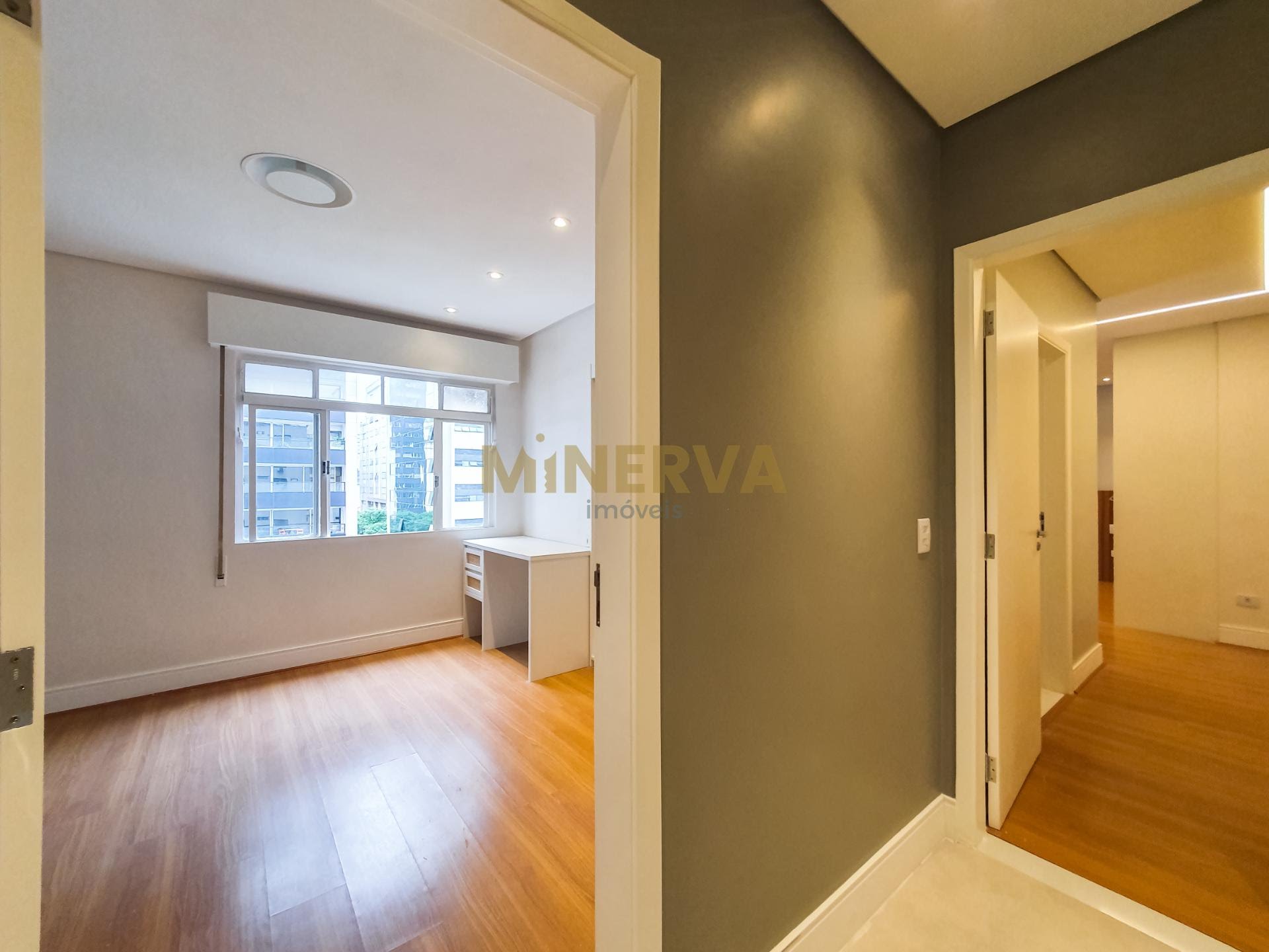 Apartamento à venda com 3 quartos, 2 suítes, 2 vagas e 243m² no Jardim Paulista, São Paulo (SP) — foto 16 de 28
