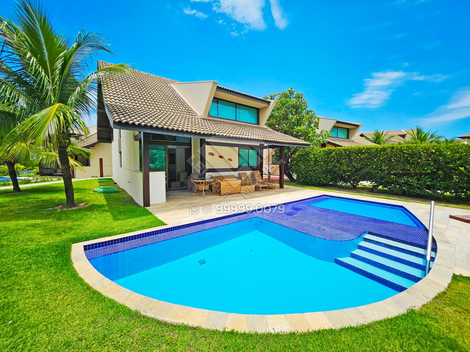 Casa à venda com 4 quartos, 5 banheiros, 2 vagas e 230m² no Muro Alto, Ipojuca — foto principal