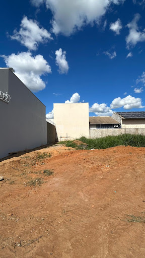 Lote / Terreno em Loteamento Residencial Cidade Jardim  -  Catalão