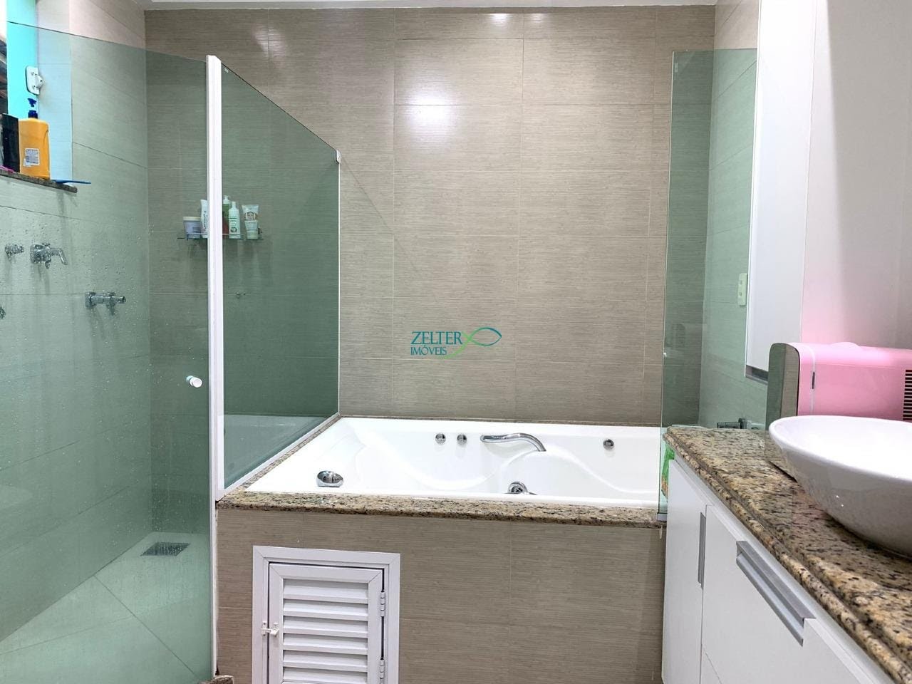 Casa à venda com 4 quartos, 2 suítes, 8 vagas e 327m² no Vila da Penha, Rio de Janeiro (RJ) — foto 12 de 29