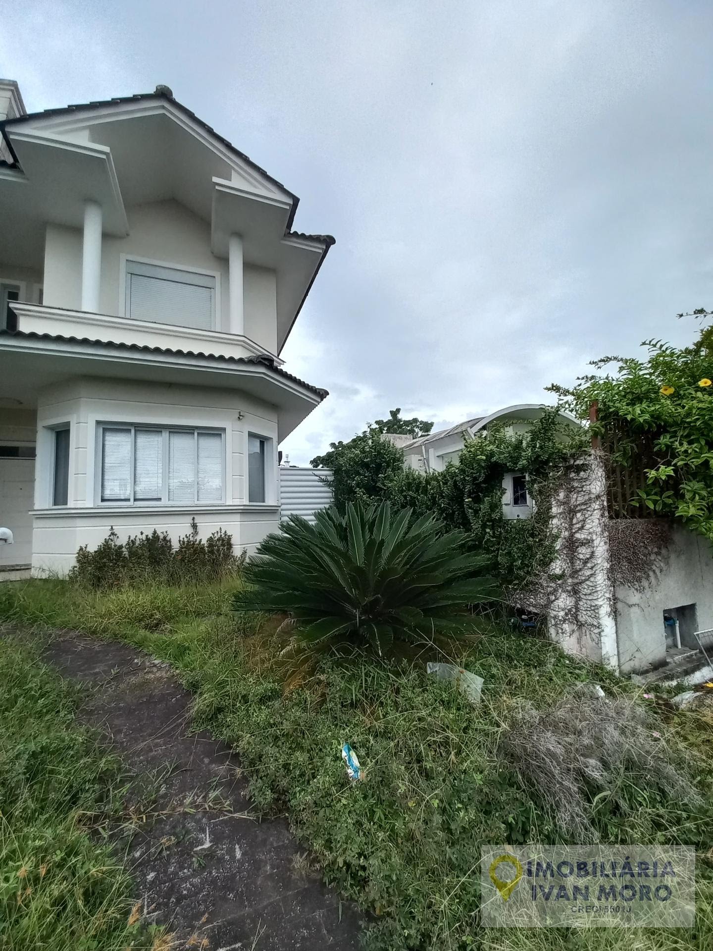 Casa à venda com 5 quartos, 3 suítes, 2 vagas e 286m² no Jurerê, Florianópolis (SC) — foto 3 de 30