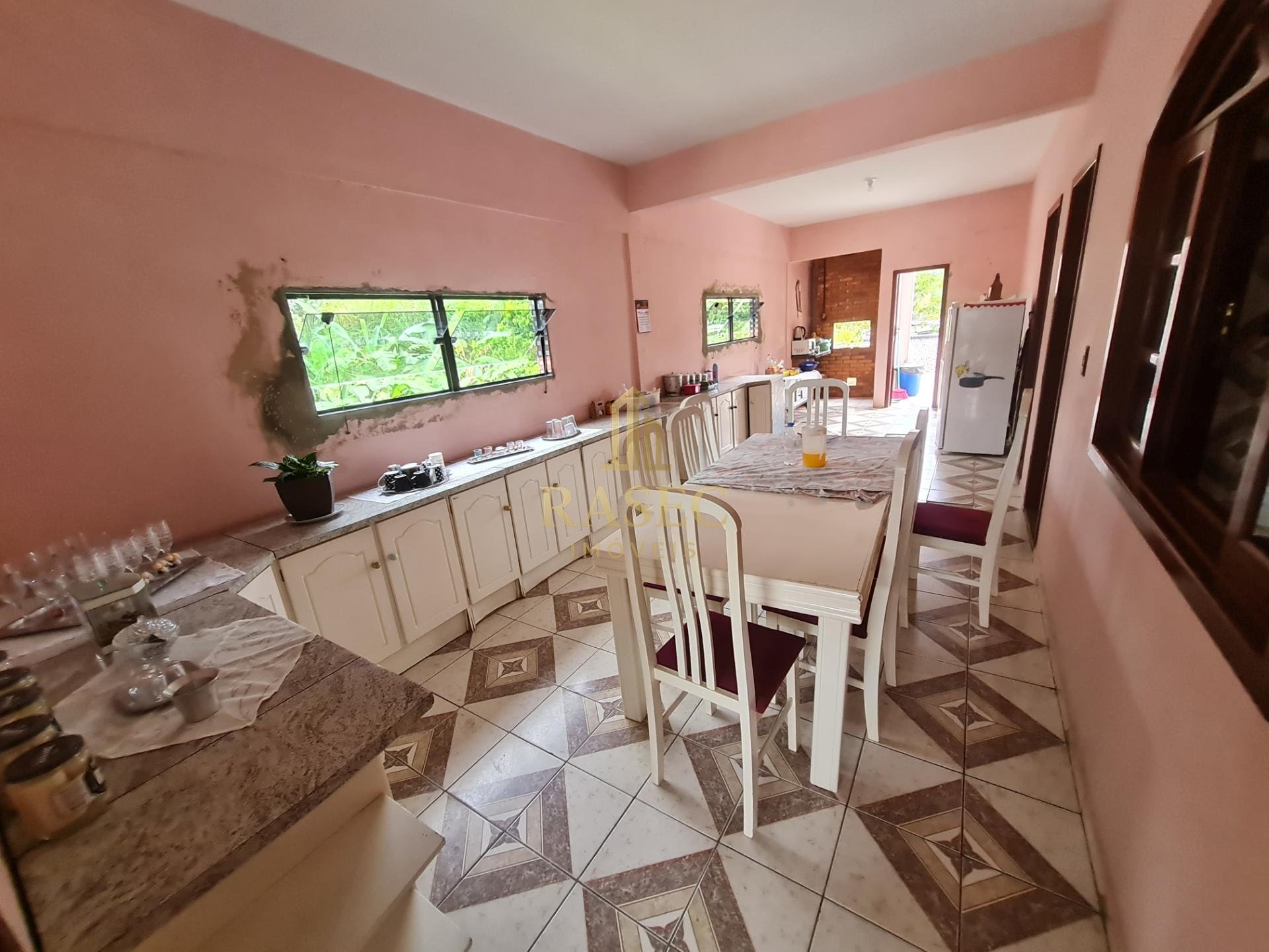 Casa à venda com 5 quartos, 2 banheiros, 2 vagas e 750m² no Paquetá, Brusque (SC) — foto 10 de 24