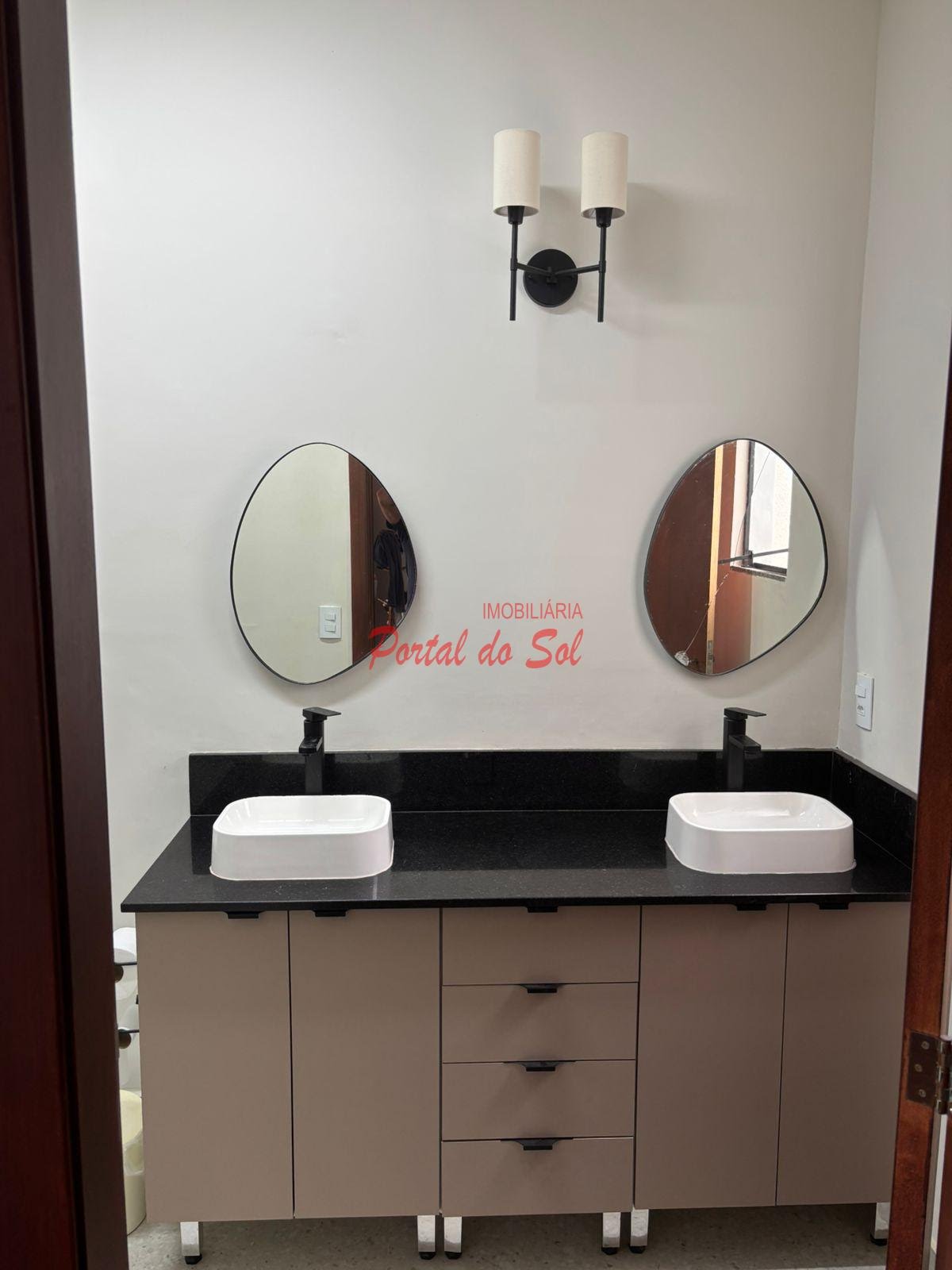 Casa à venda com 3 quartos, 3 suítes, 2 vagas e 240m² no Renno Park, Santo Antônio da Platina (PR) — foto 9 de 10