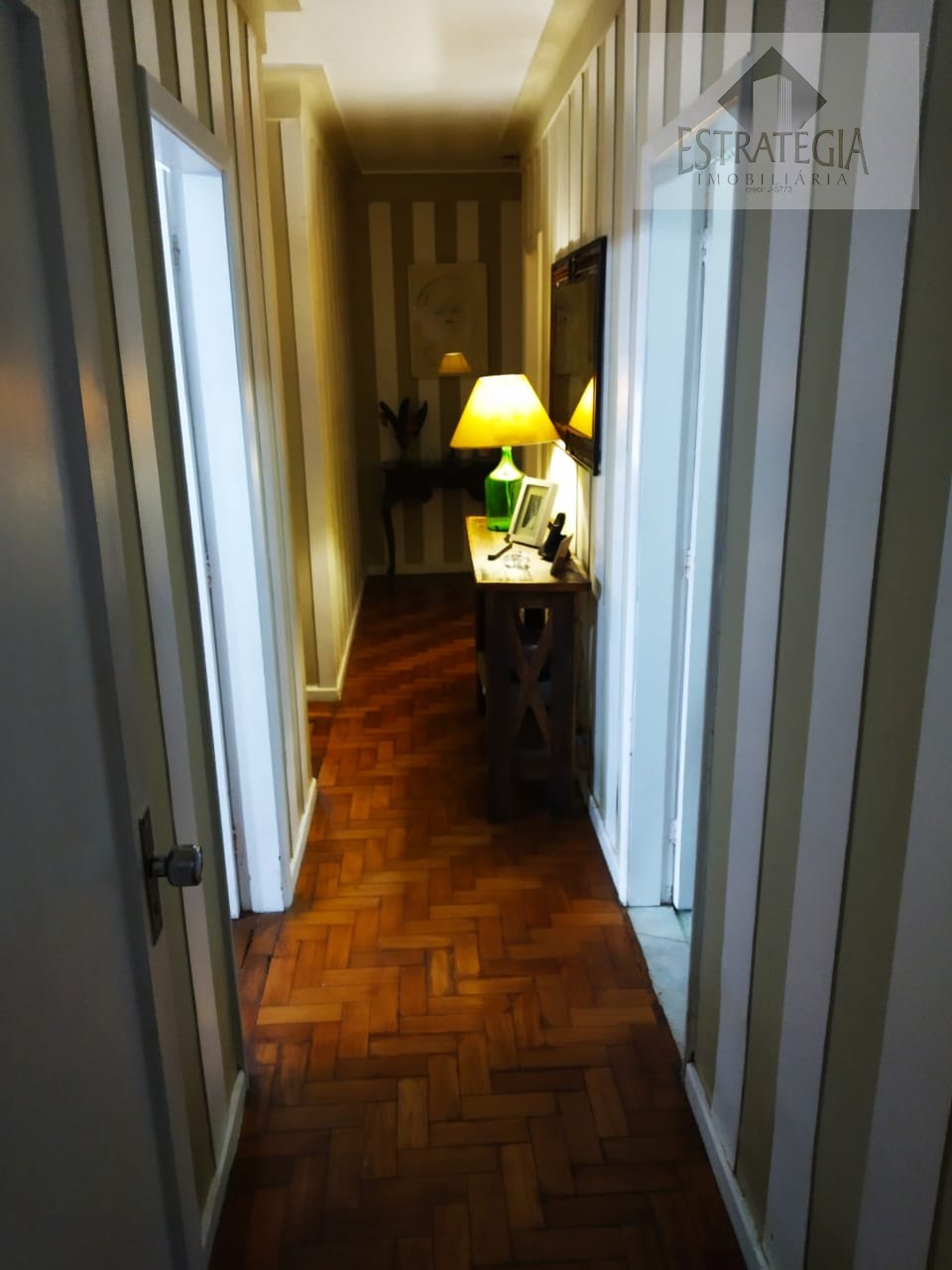 Casa à venda com 4 quartos, 2 suítes, 3 vagas e 385m² no Mosela, Petrópolis (RJ) — foto 8 de 16