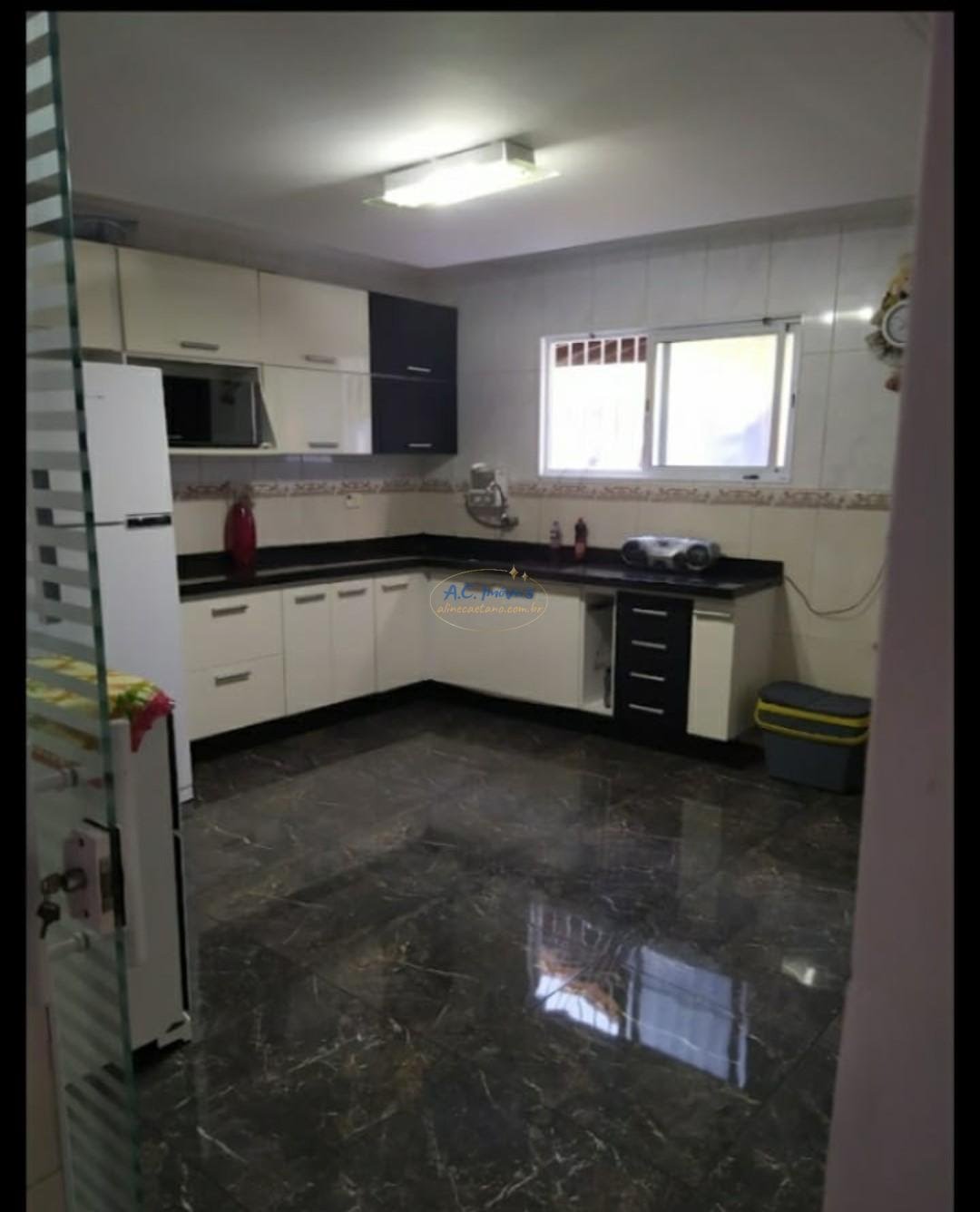 Casa à venda com 3 quartos, 1 suíte, 2 vagas e 90m² no Vila Tupi, Praia Grande (SP) — foto 21 de 21