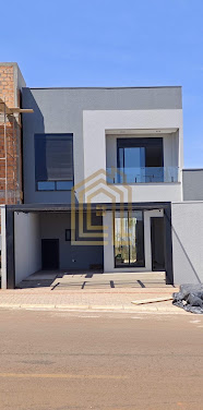Sobrado à Venda no bairro Piovesan, Cascavel: 2 Quartos, 143m²