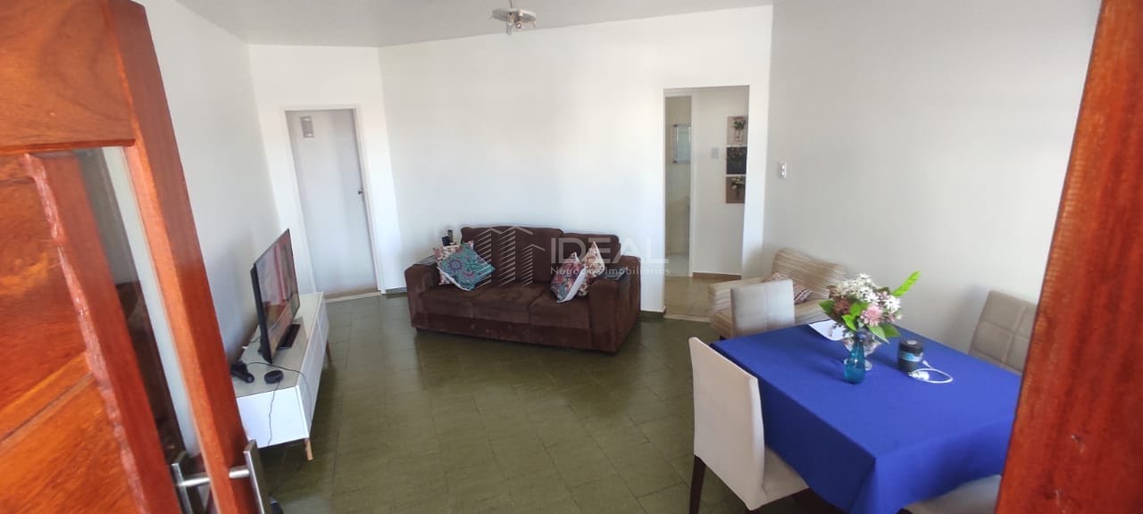 Casa de 4 quartos para venda na Av. Alberto Torres - Campos dos Goytacazes, RJ