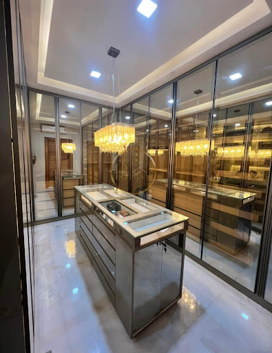 Casa 3 Dormitórios à Venda na Orla de Porto Seguro - R$3M