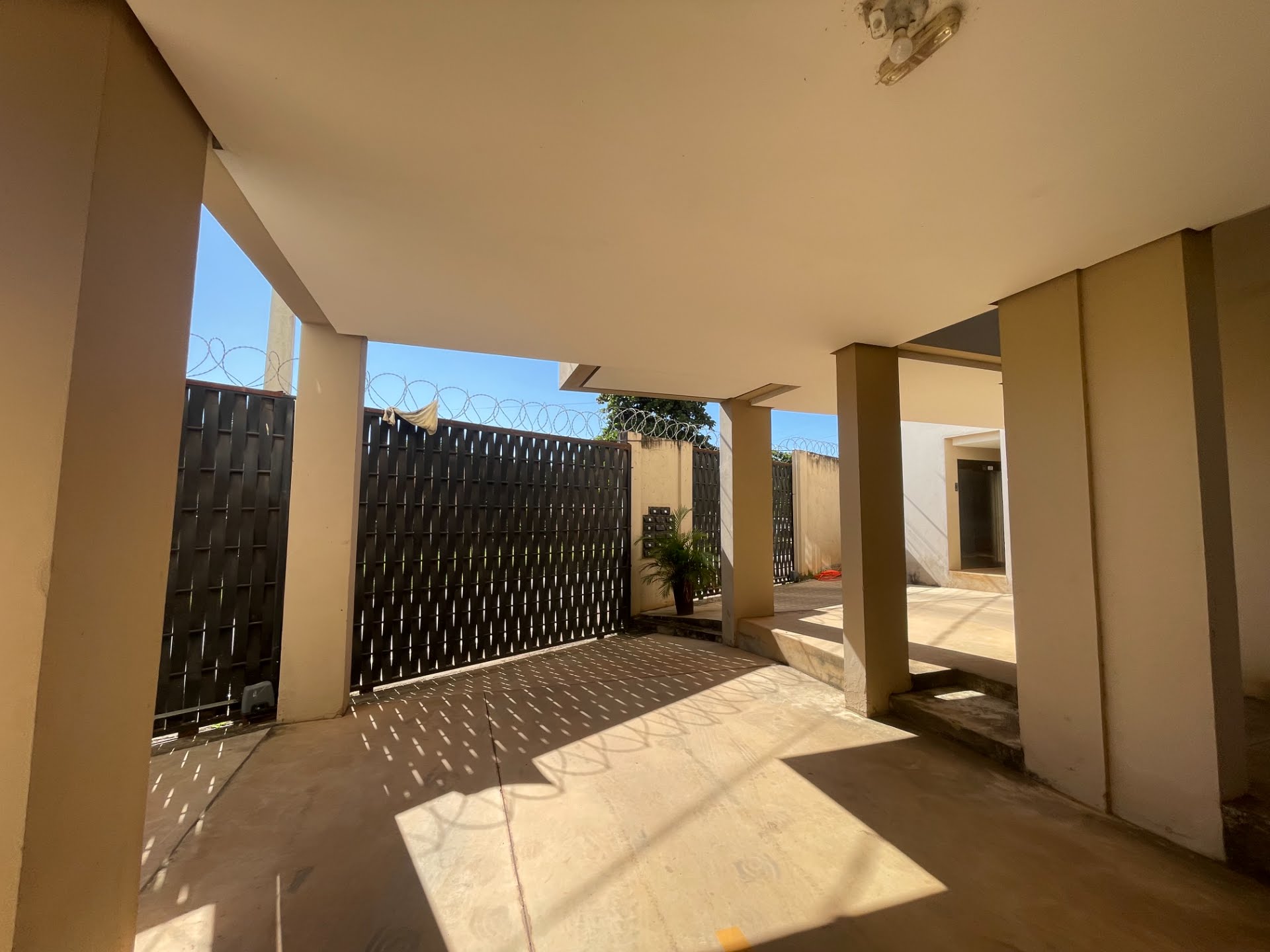 Apartamento à venda com 2 quartos, 1 banheiro, 2 vagas e 70m² no Cidade, Paracatu (MG) — foto 20 de 23