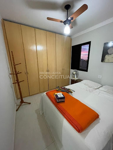 Quarto 2 - Armário
